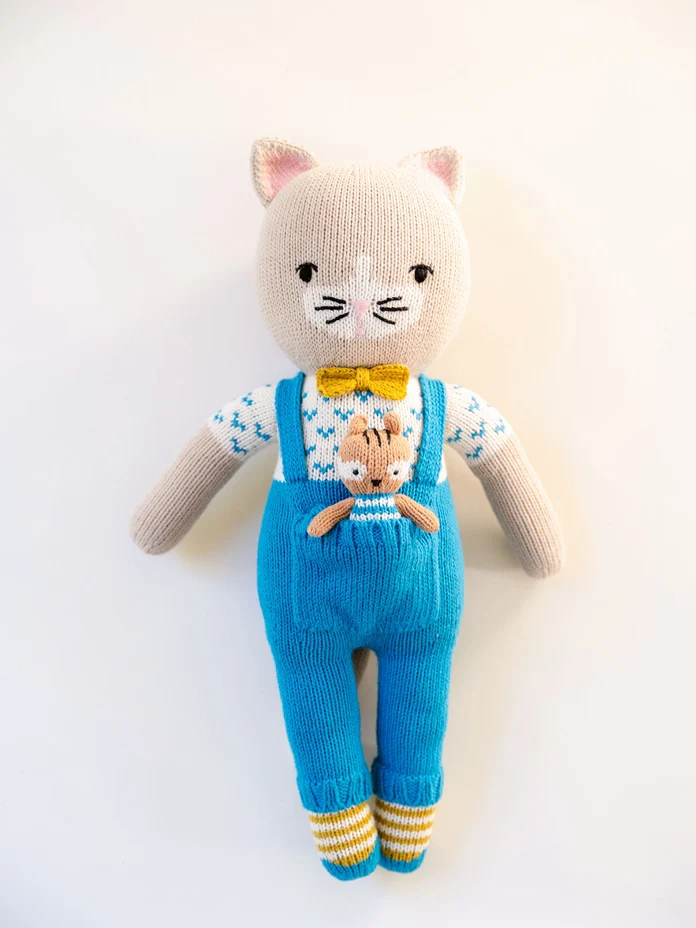 12" Claude The Cat With Finger Pupet Carlton Squirrel