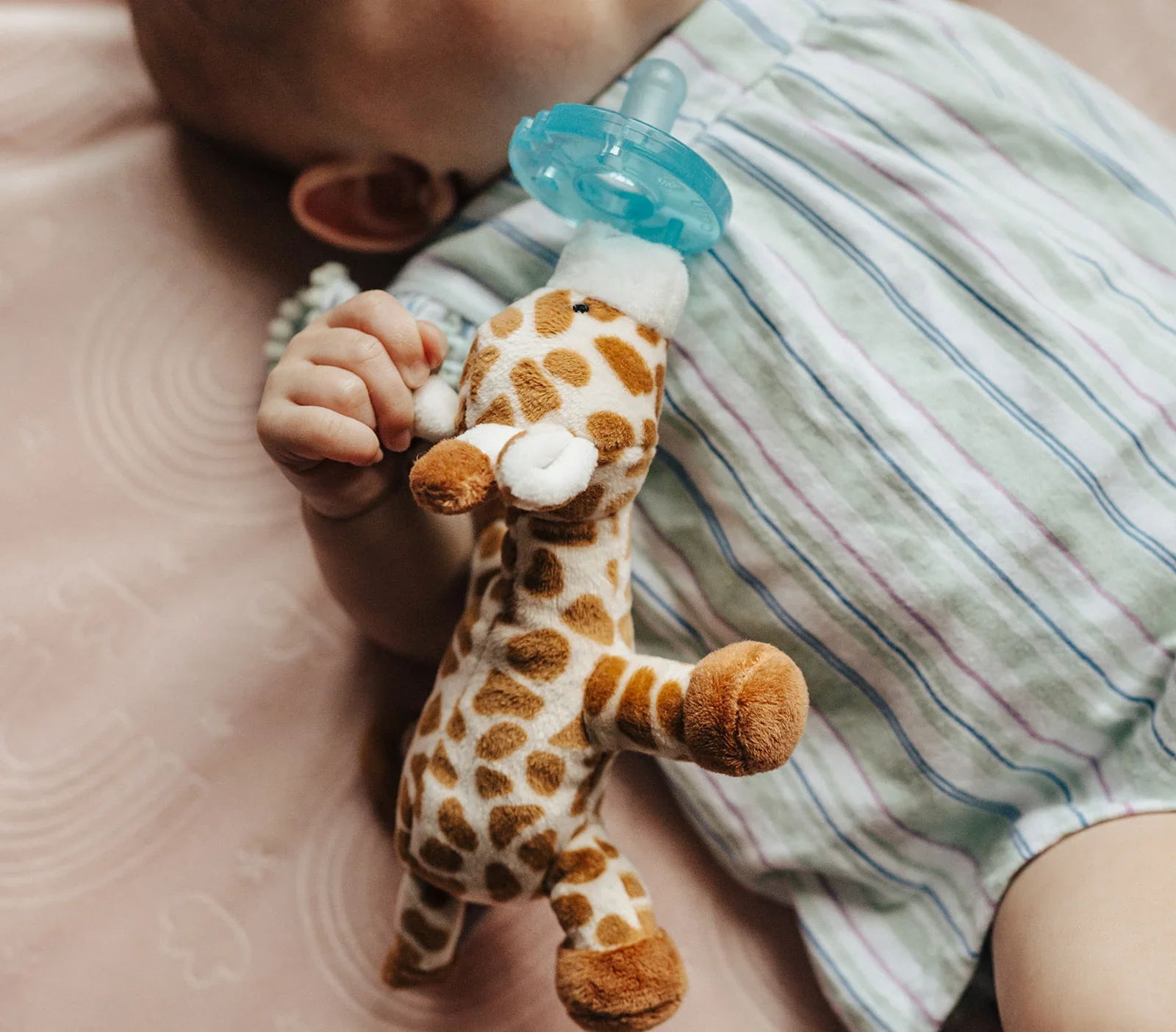 Baby Giraffe WubbaNub - Image 2
