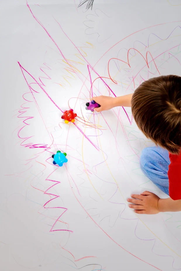 Color Burst Easy Grip Crayons - Image 3