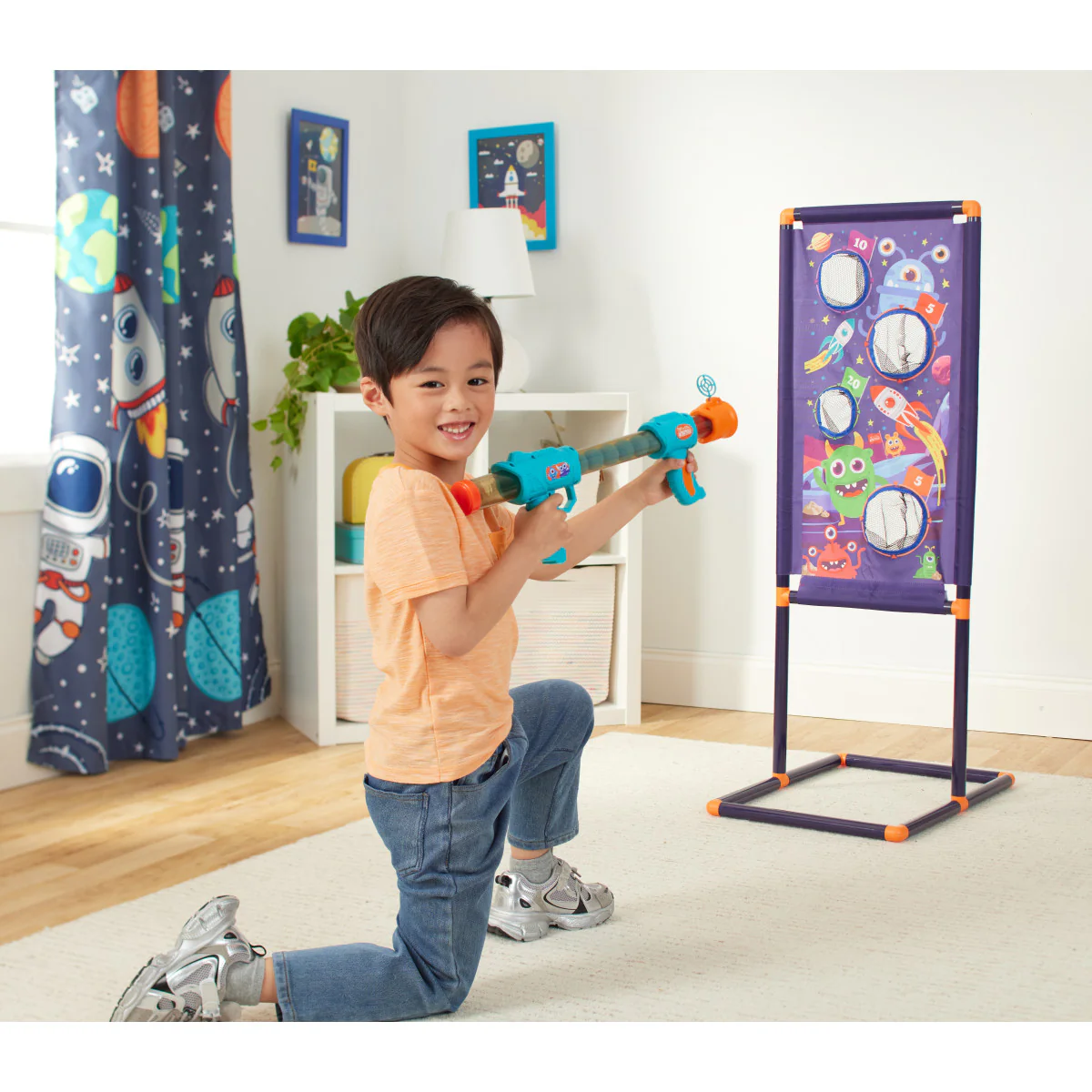 Double Blaster Alien Challenge - Image 4