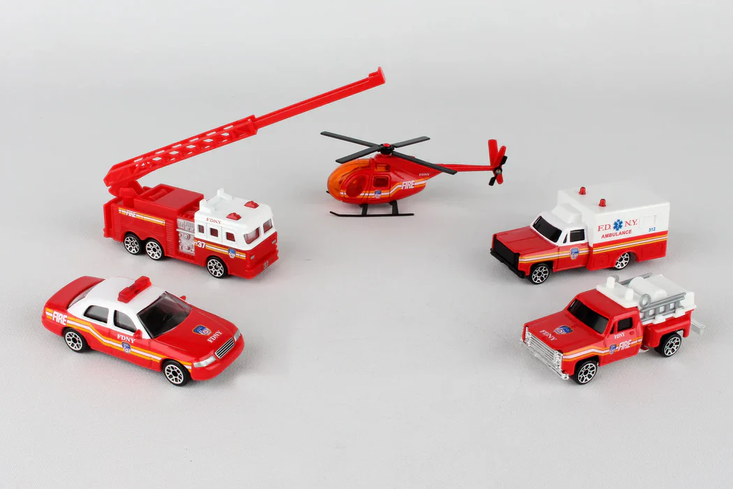 FDNY 5 Piece Vehicle Gift Set - Image 2
