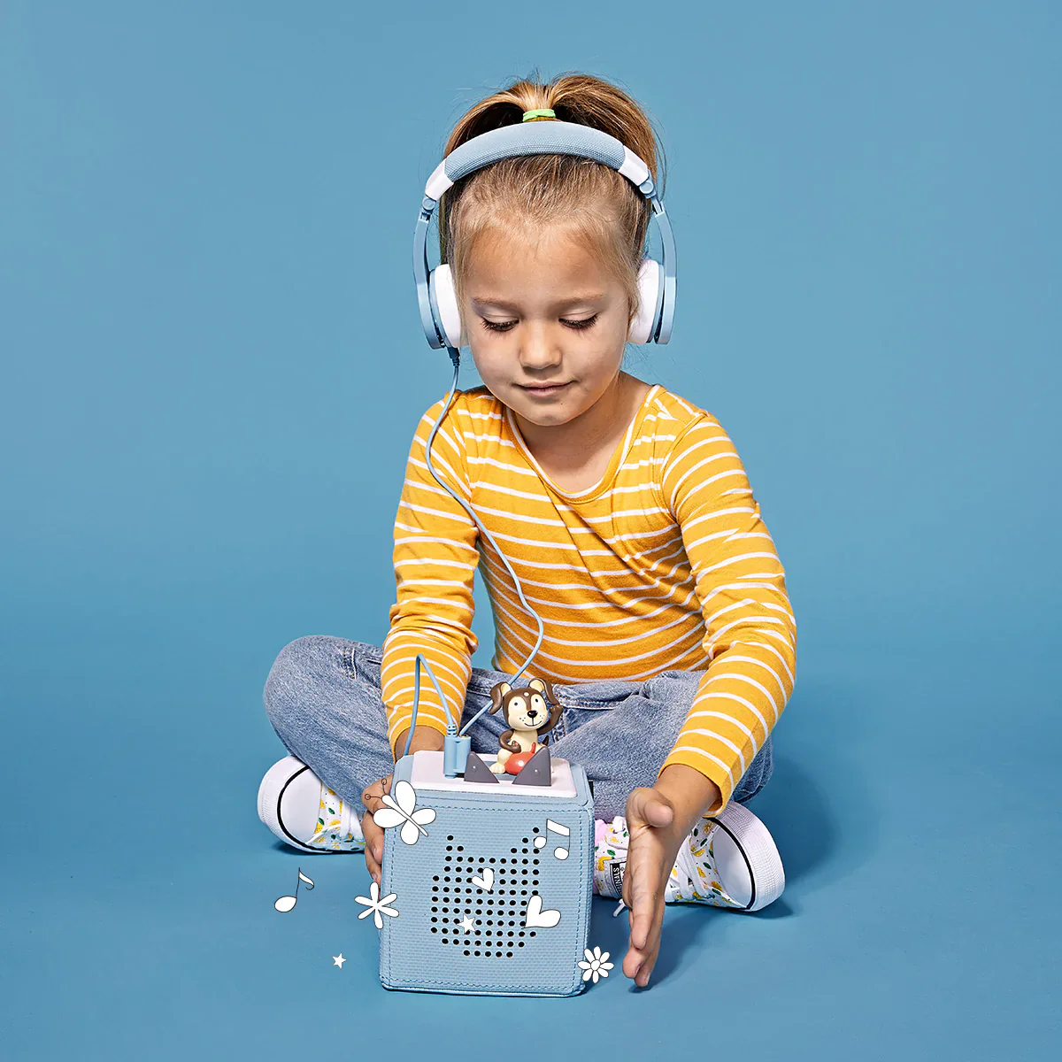 Headphones Light Blue - Image 3
