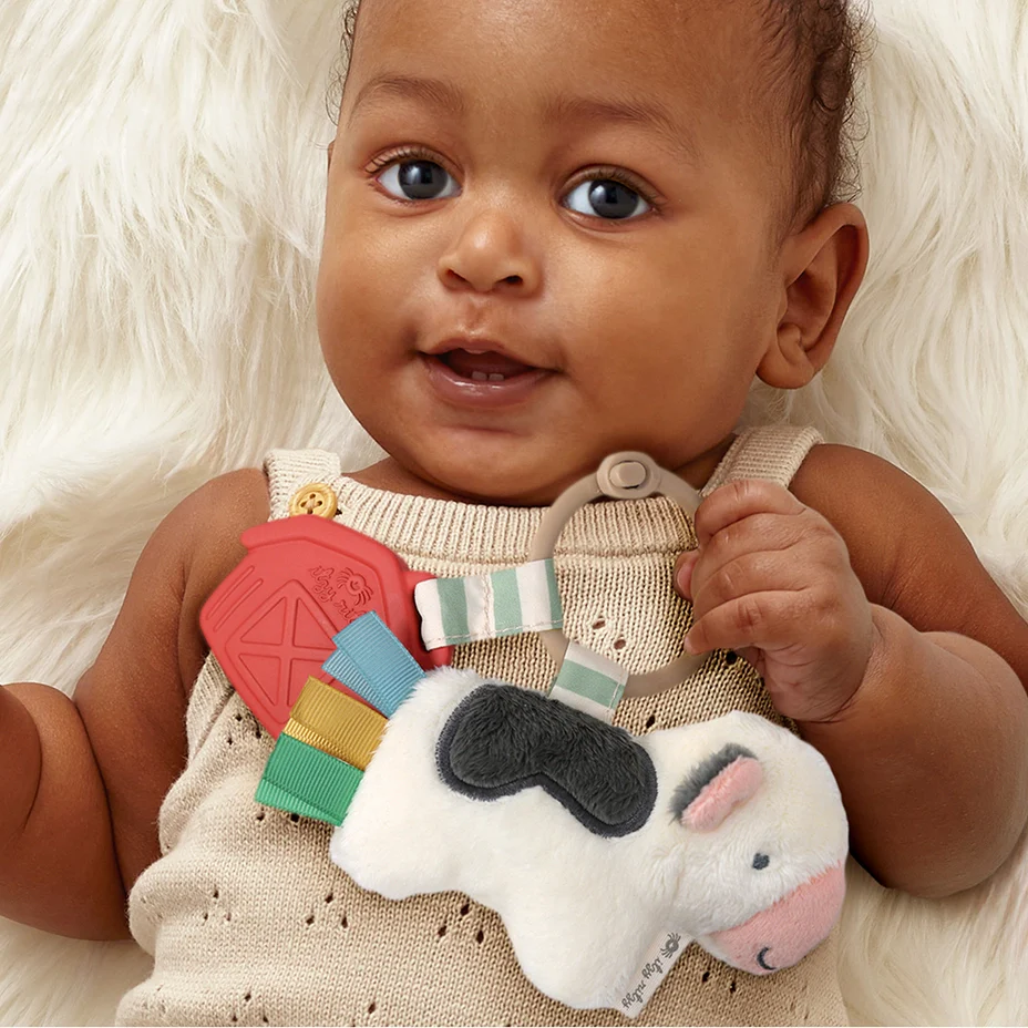 Itzy Pal Plush & Teether Cow - Image 2