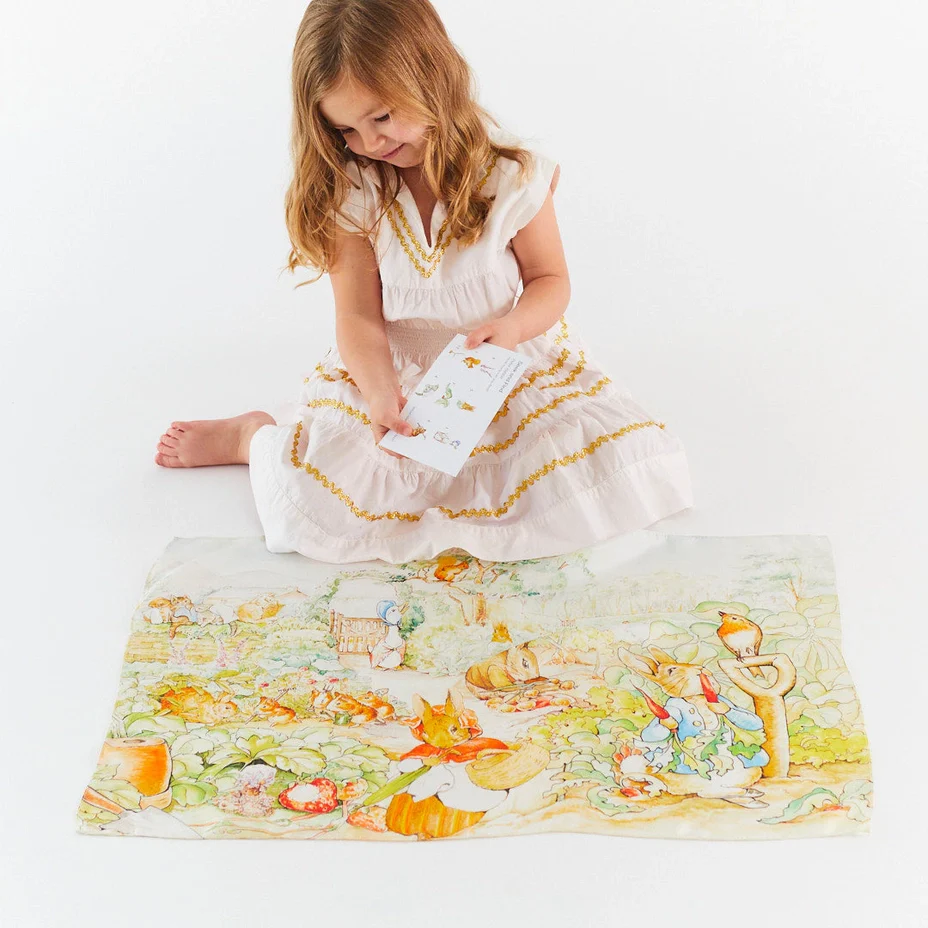 Rabbit Garden Seek & Find Playsilk - Image 3
