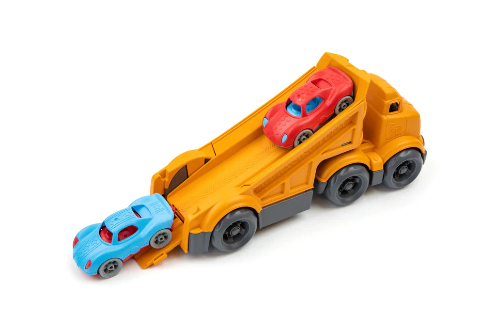 Racing Truck With 2 Racers - Image 3